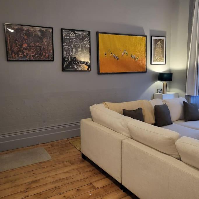 5 Luxury Spacious Loft - Prime Location - Comfortable Bed & Sofa Μπράιτον Εξωτερικό φωτογραφία